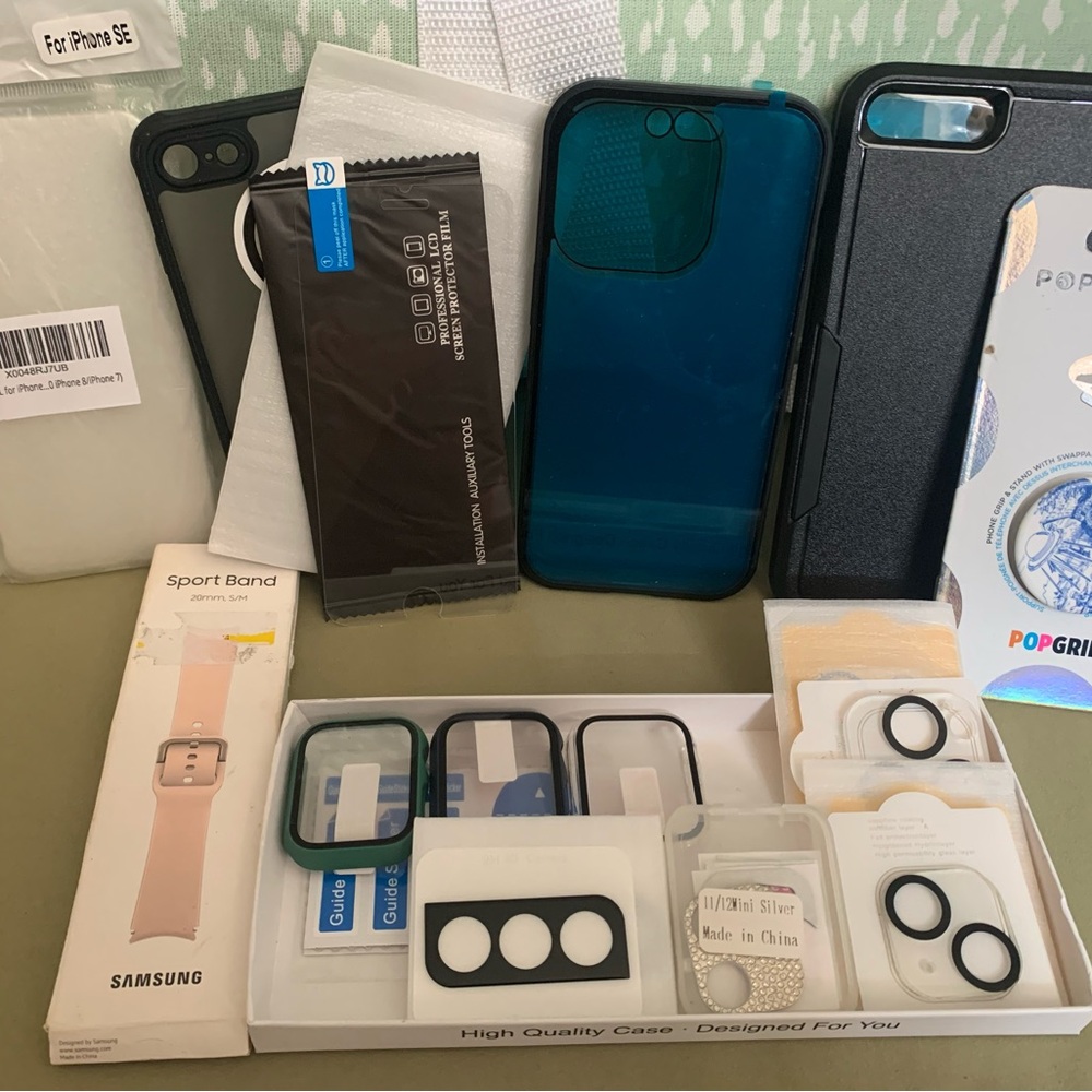 Random cellphone assorted accessories